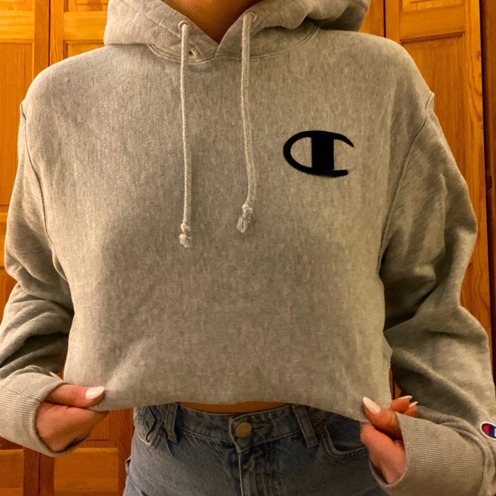 CROPPED CHAMPION HOODIE
